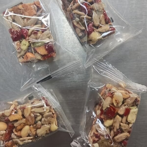 Premium Eight-Treasure Mixed Nut & Seed Bar (8.8oz/250g) - Crunchy Fruit & Nut Cake With Almonds, Walnuts, Red Dates & Blackcurrants - Perfect Gift For Office, School & Movie Nights